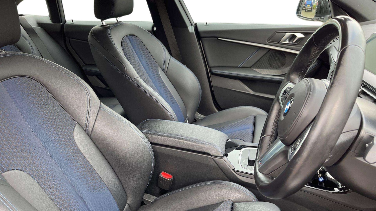 Used BMW 2 Series 2023 for sale - 76205180: Photo 13