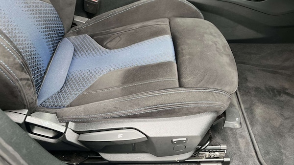 Used BMW 1 Series 2023 for sale - 76045066: Photo 28