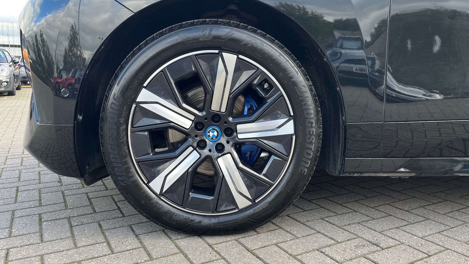 Used BMW iX 2023 for sale - 76576001: Photo 16