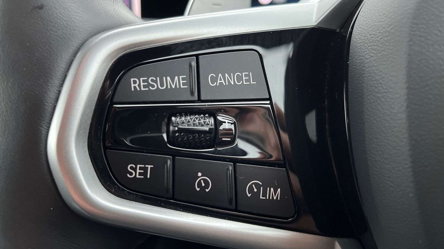 Used BMW 3 Series 2025 for sale - 76774355: Photo 22