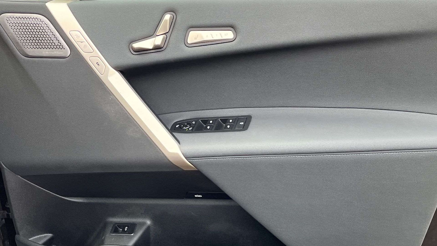 Used BMW iX 2023 for sale - 77194375: Photo 27