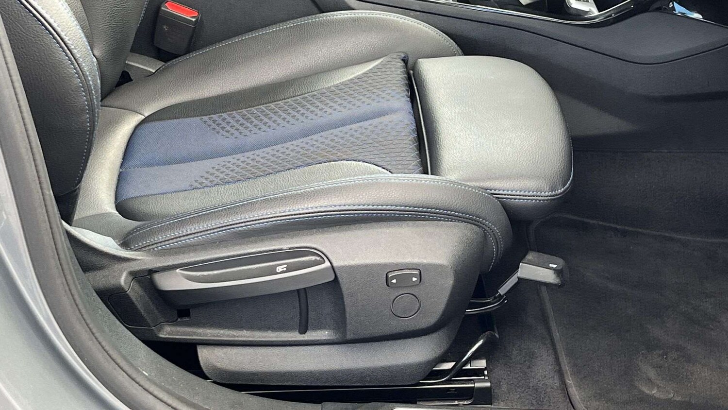Used BMW 1 Series 2023 for sale - 75846393: Photo 28