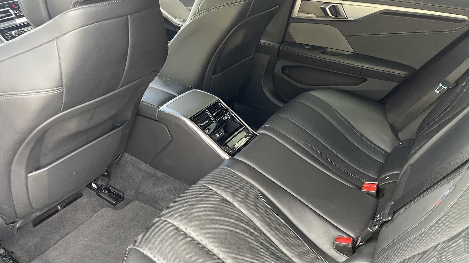 Used BMW 8 Series 2022 for sale - 77206354: Photo 13