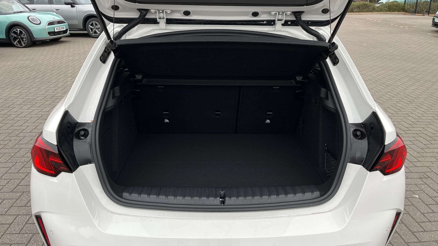 Used BMW 1 Series 2025 for sale - 77011070: Photo 15