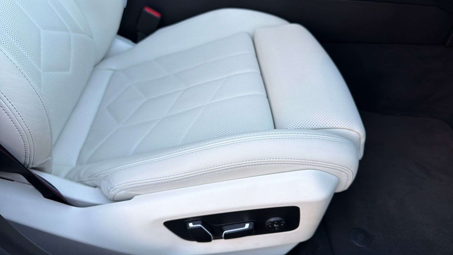 Used BMW 5 Series 2024 for sale - 77589138: Photo 28