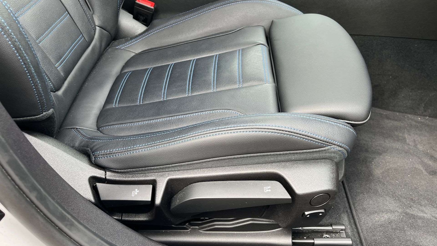 Used BMW 3 Series 2024 for sale - 76045291: Photo 28