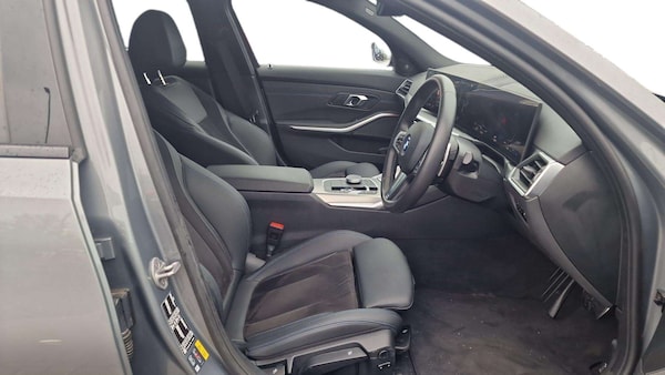 Used BMW 3 Series 2025 for sale - 76218270: Photo 13
