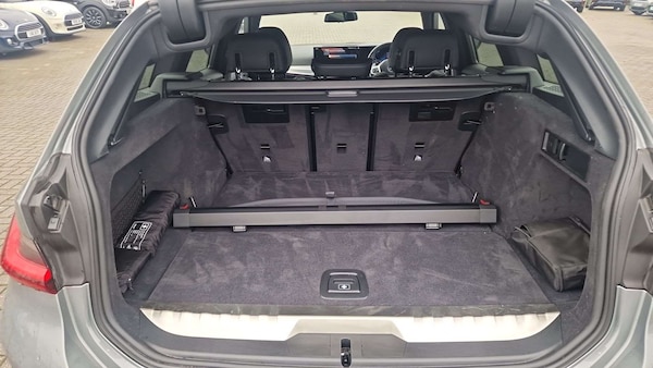 Used BMW 3 Series 2025 for sale - 76218270: Photo 15