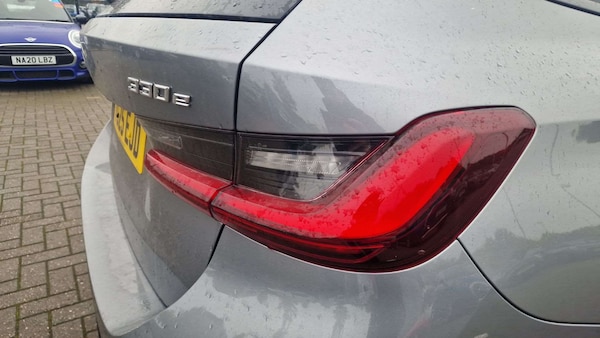 Used BMW 3 Series 2025 for sale - 76218270: Photo 17