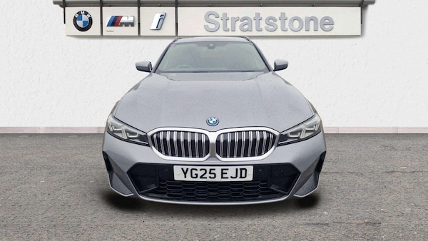 Used BMW 3 Series 2025 for sale - 76218270: Photo 21