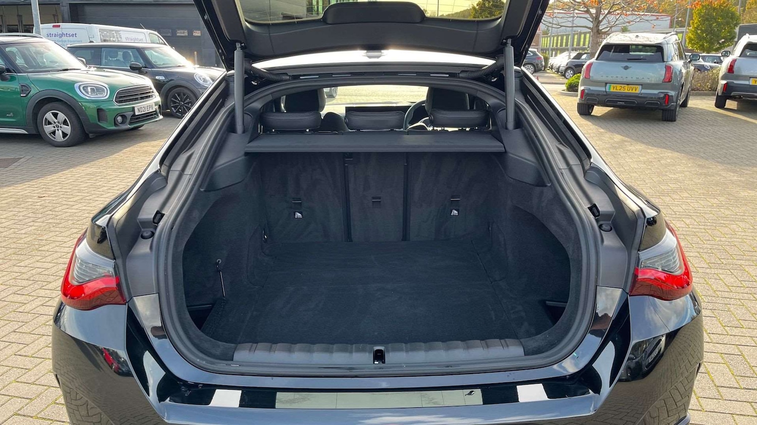 Used BMW i4 2025 for sale - 76501890: Photo 15