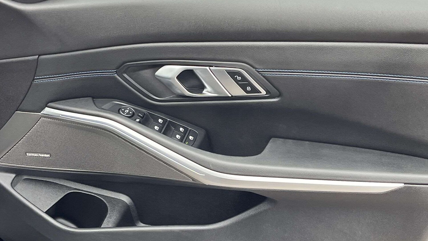 Used BMW 3 Series 2023 for sale - 75931181: Photo 27