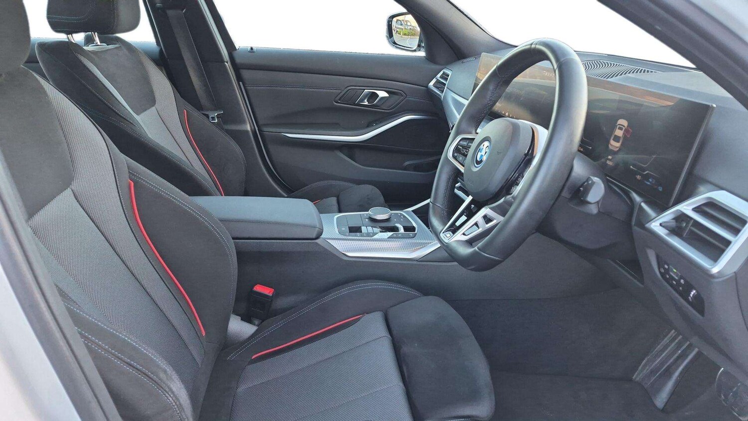 Used BMW 3 Series 2024 for sale - 76978760: Photo 13