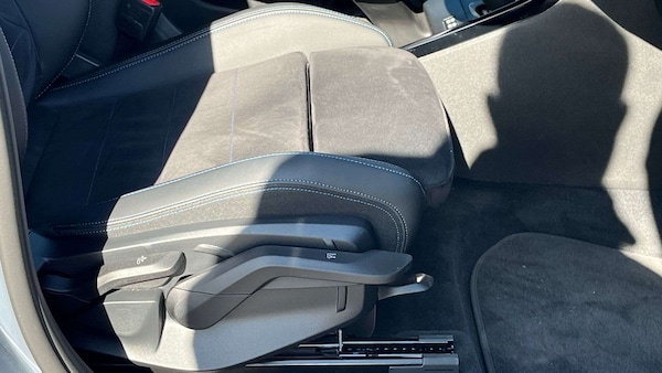 Used BMW iX1 2025 for sale - 76272232: Photo 28
