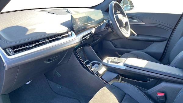 Used BMW iX1 2025 for sale - 76272232: Photo 9