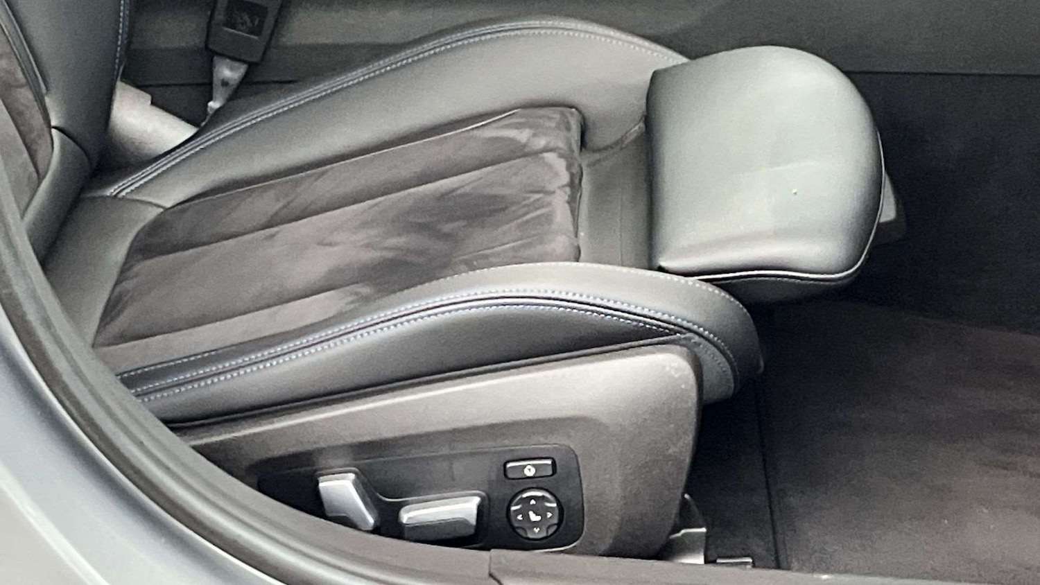 Used BMW 3 Series 2023 for sale - 76746098: Photo 28