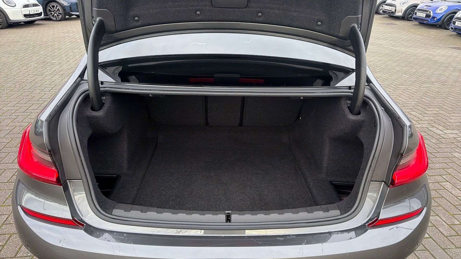 Used BMW 3 Series 2021 for sale - 76902273: Photo 15