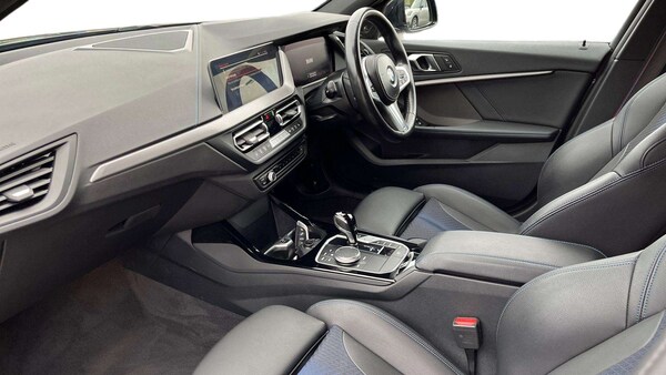 Used BMW 1 Series 2023 for sale - 76298400: Photo 9