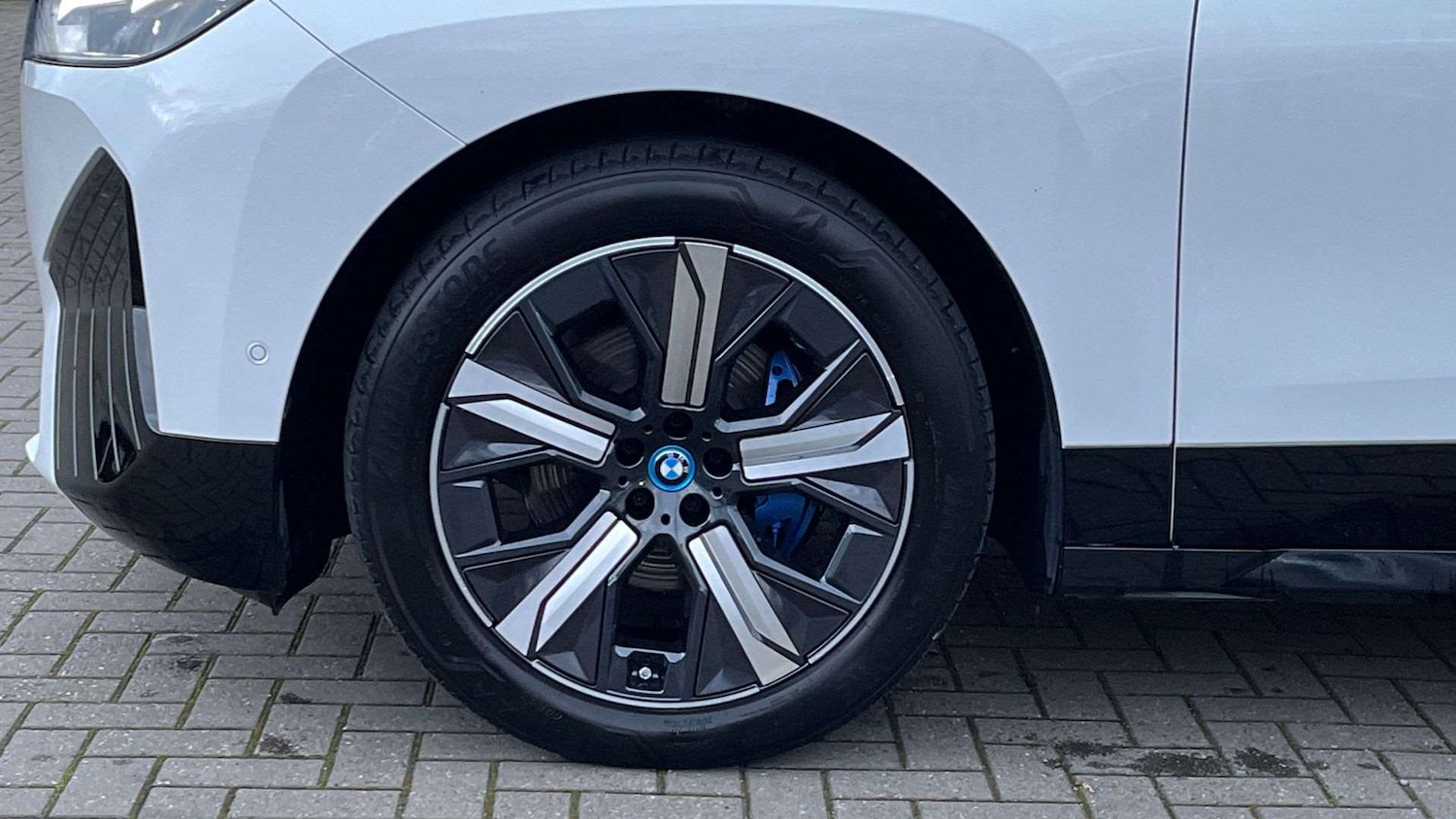 Used BMW iX 2023 for sale - 77540872: Photo 16