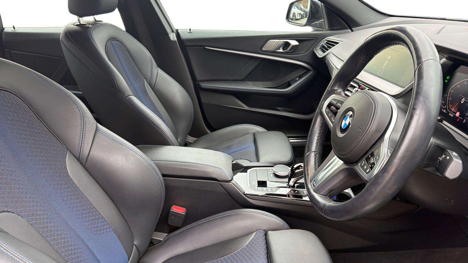 Used BMW 2 Series 2023 for sale - 77740815: Photo 13