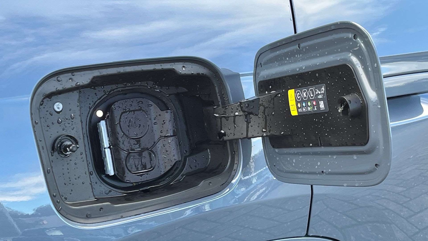 Used BMW iX1 2025 for sale - 76540828: Photo 25