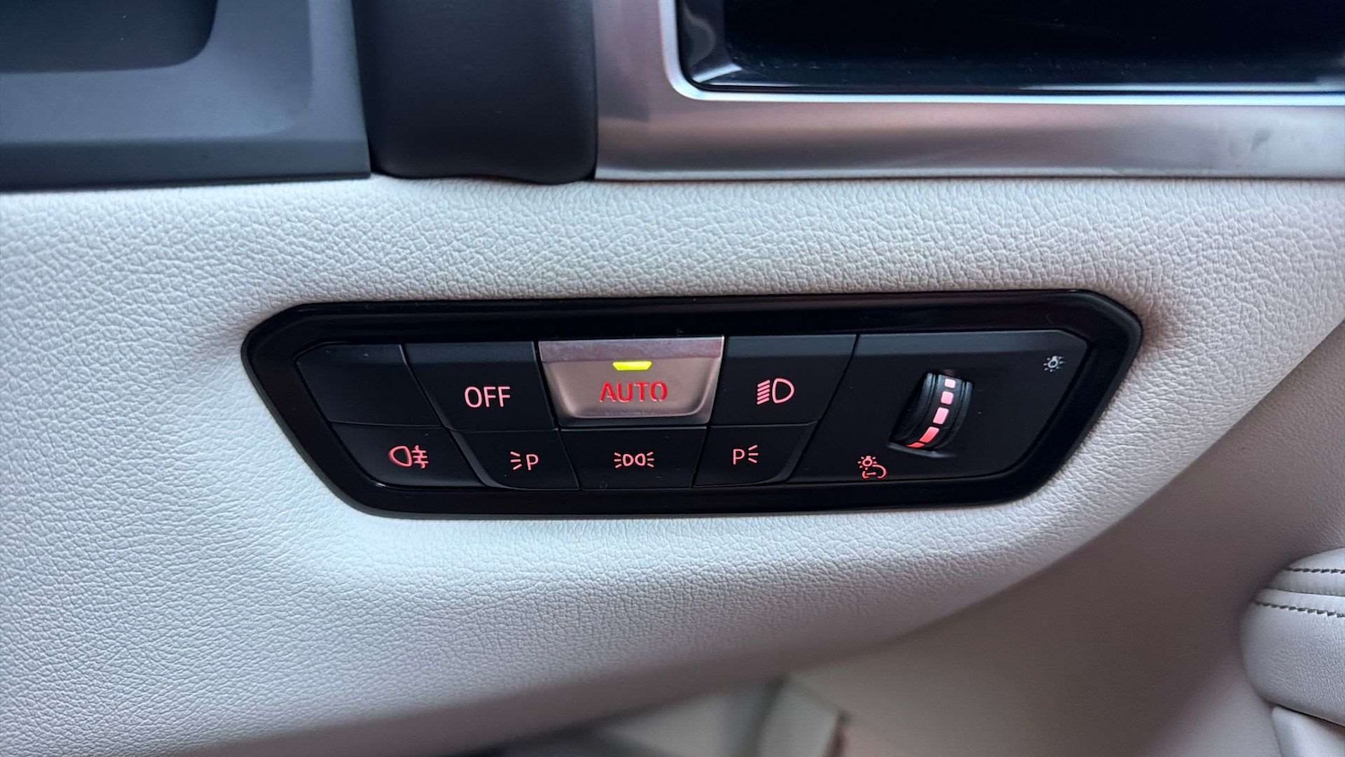 Used BMW 8 Series 2021 for sale - 77294309: Photo 35