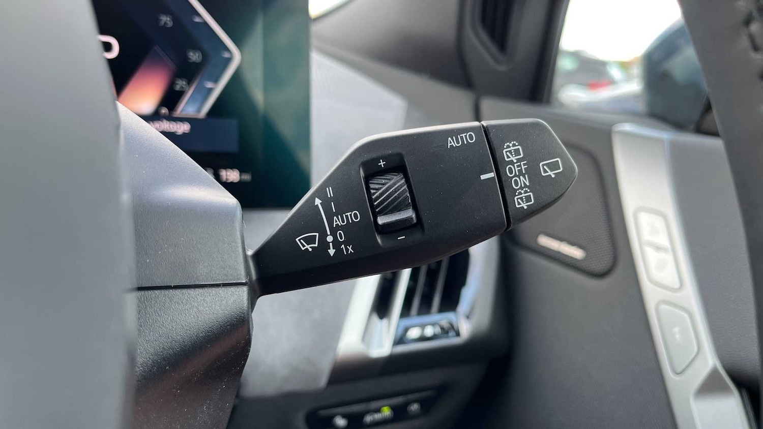 Used BMW iX 2025 for sale - 76967924: Photo 30