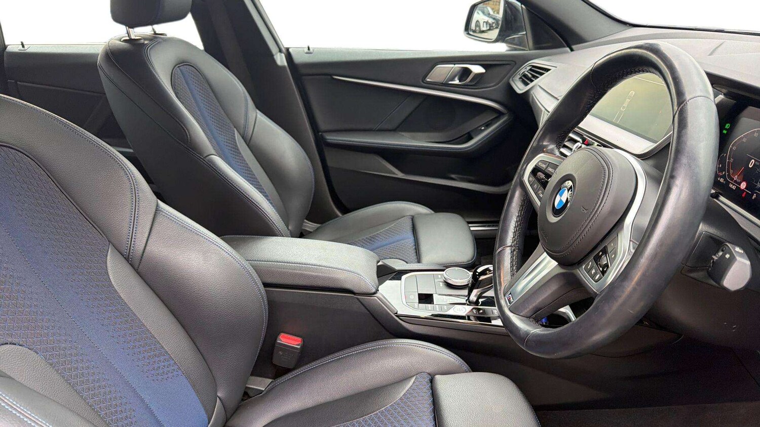 Used BMW 2 Series 2023 for sale - 77526964: Photo 13