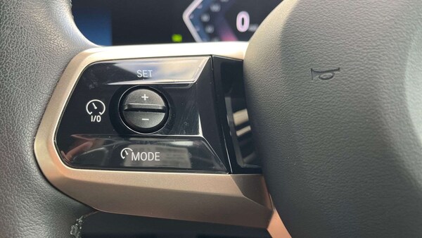 Used BMW iX 2023 for sale - 75981377: Photo 22