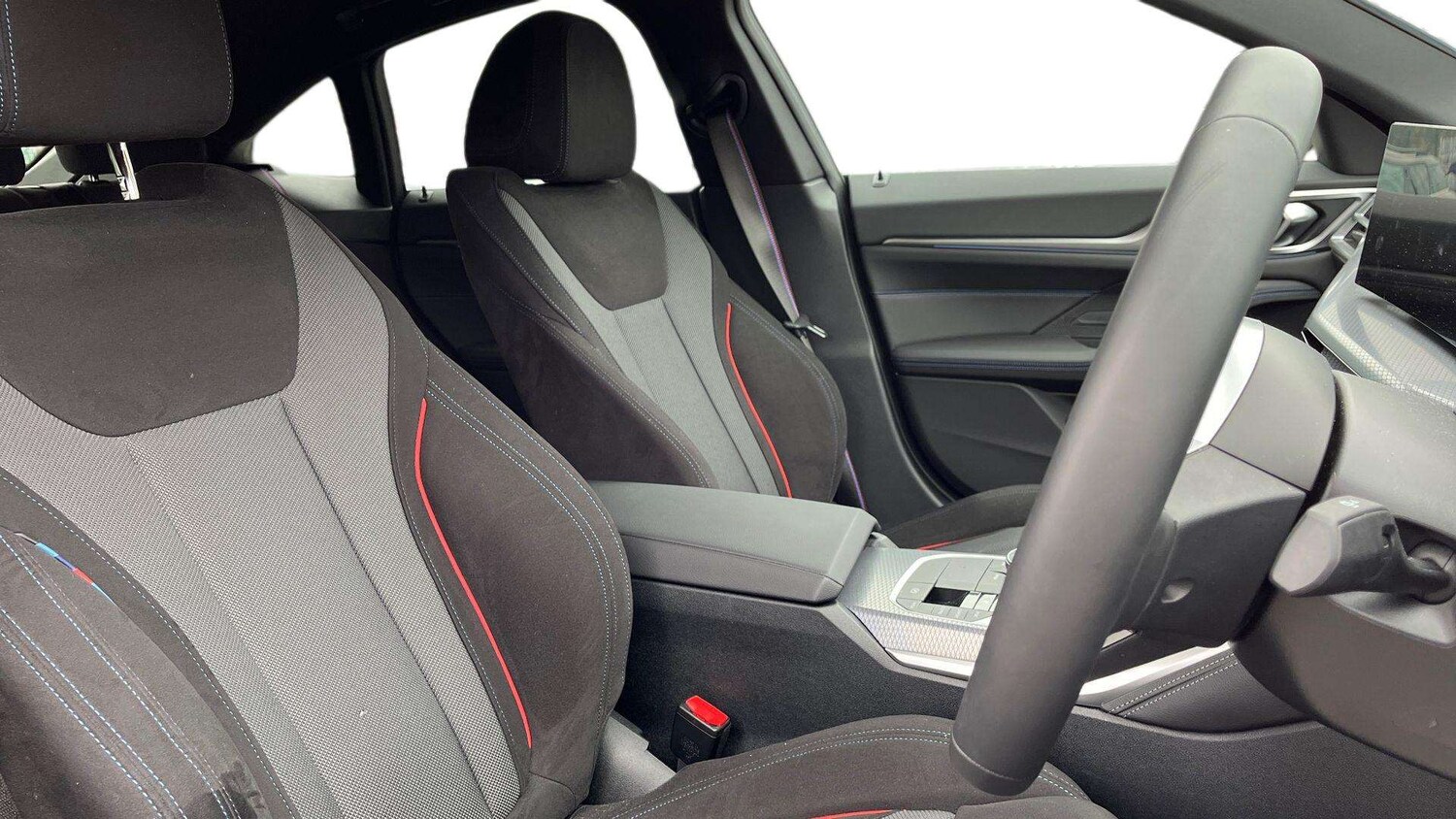 Used BMW i4 2025 for sale - 76156168: Photo 13