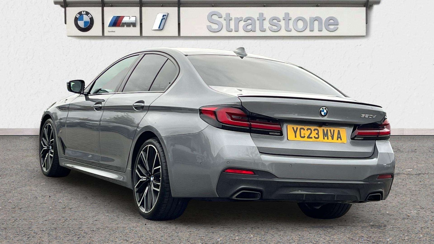 Used BMW 5 Series 2023 for sale - 76636597: Photo 2