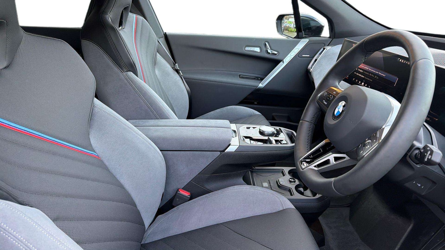 Used BMW iX 2025 for sale - 76789456: Photo 13