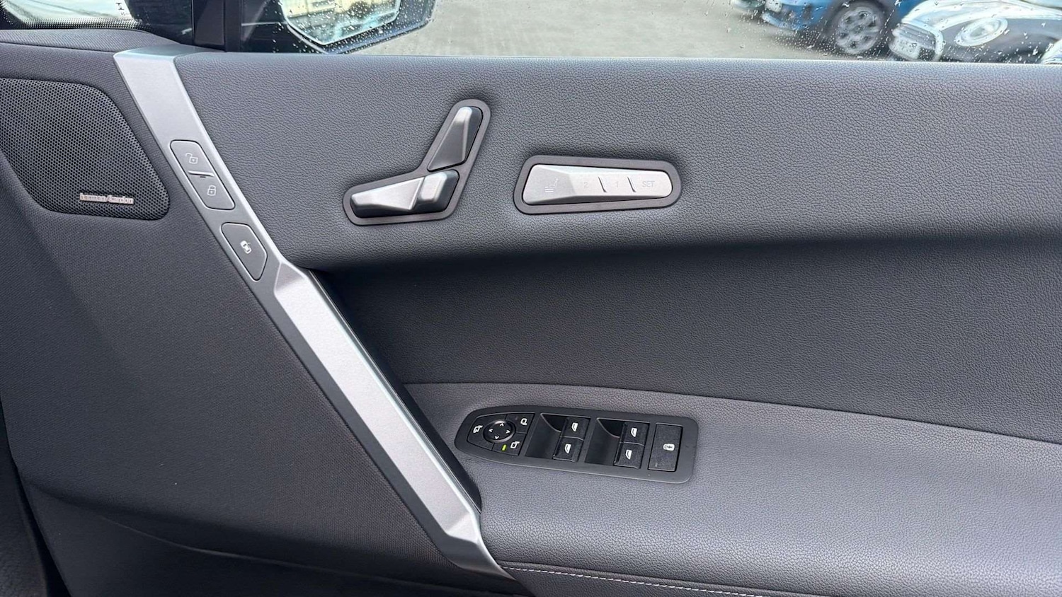 Used BMW iX 2025 for sale - 76789456: Photo 27