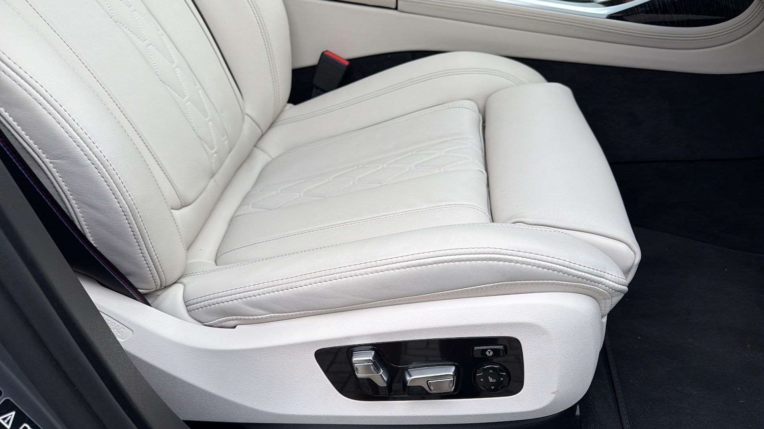 Used BMW X7 2025 for sale - 77123487: Photo 28