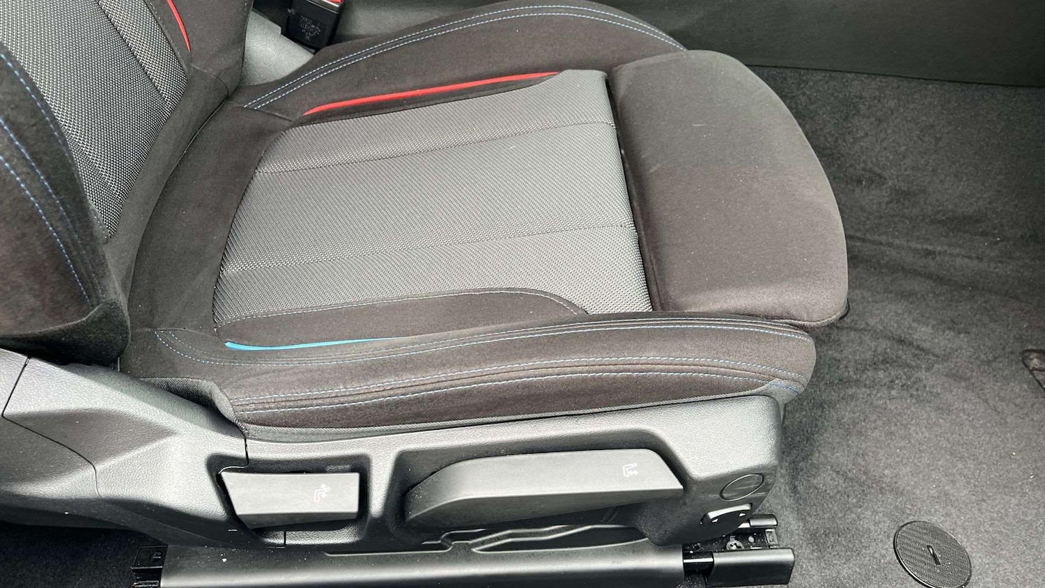 Used BMW 2 Series 2025 for sale - 76156061: Photo 28