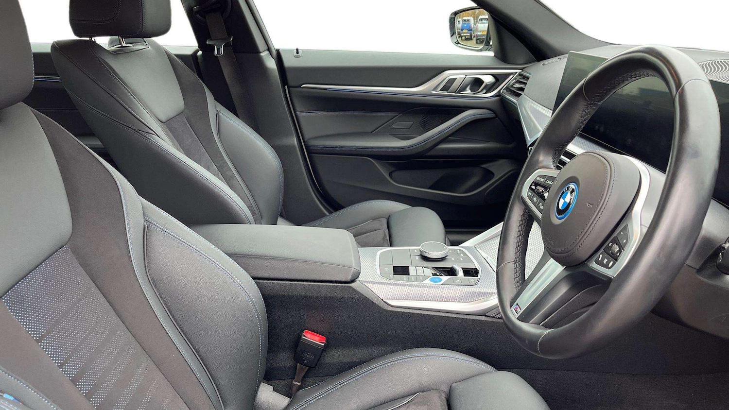 Used BMW i4 2024 for sale - 76668969: Photo 13