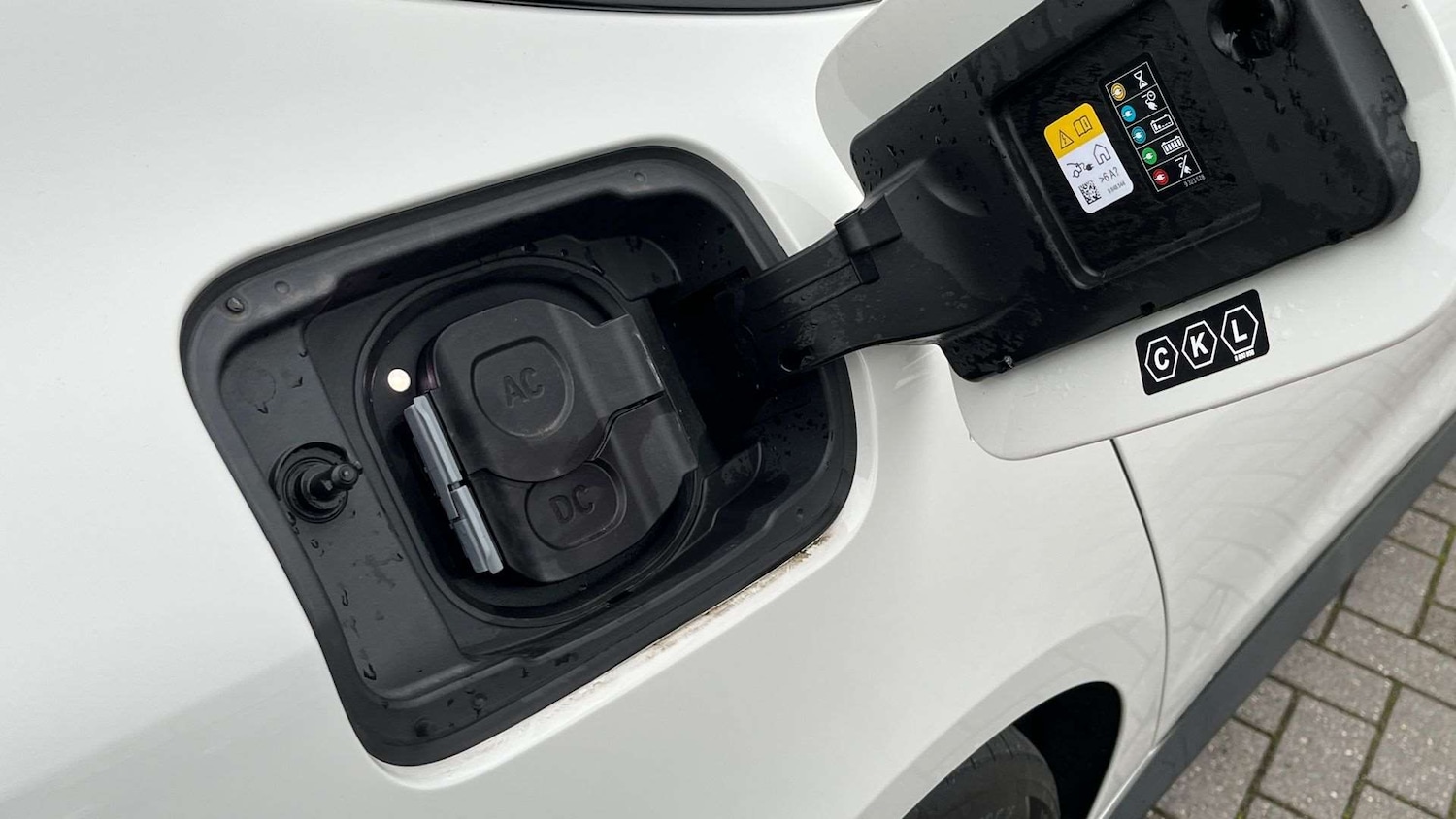 Used BMW i4 2024 for sale - 76668969: Photo 25