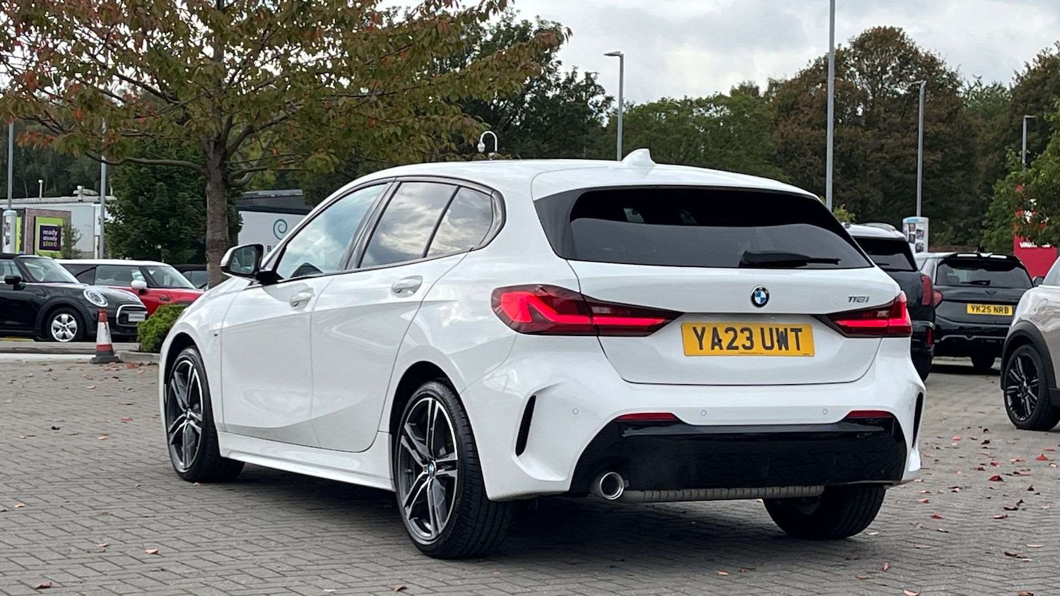 Used BMW 1 Series 2023 for sale - 76141876: Photo 2