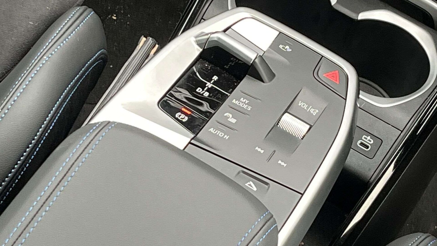 Used BMW iX1 2025 for sale - 76156190: Photo 12