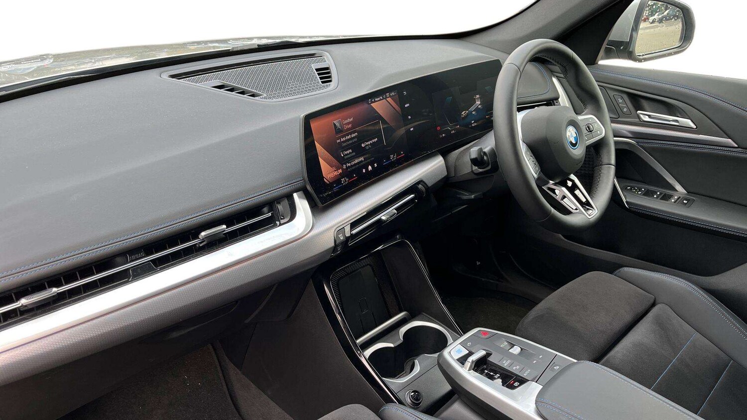 Used BMW iX1 2025 for sale - 76156190: Photo 9