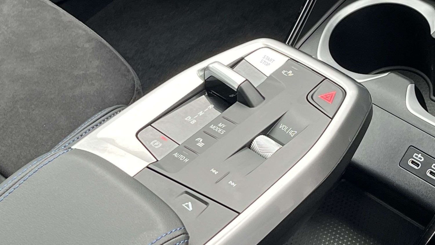 Used BMW iX2 2025 for sale - 77011051: Photo 12