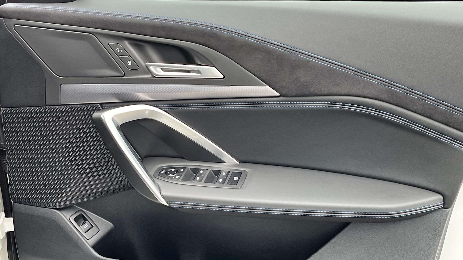 Used BMW iX2 2025 for sale - 77011051: Photo 27