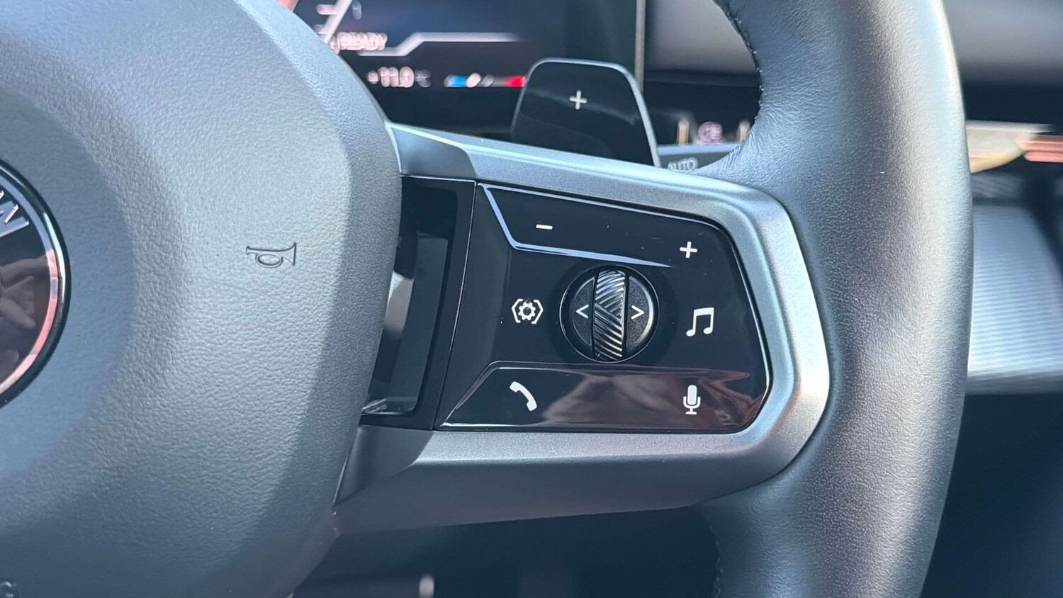 Used BMW 5 Series 2024 for sale - 76648875: Photo 23