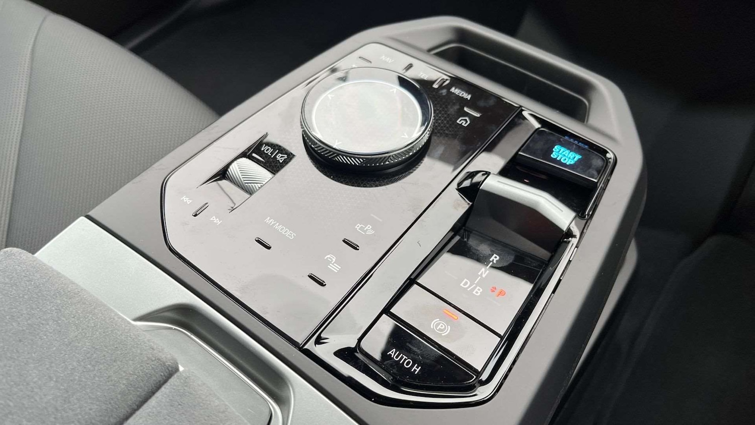 Used BMW iX 2025 for sale - 77011259: Photo 12