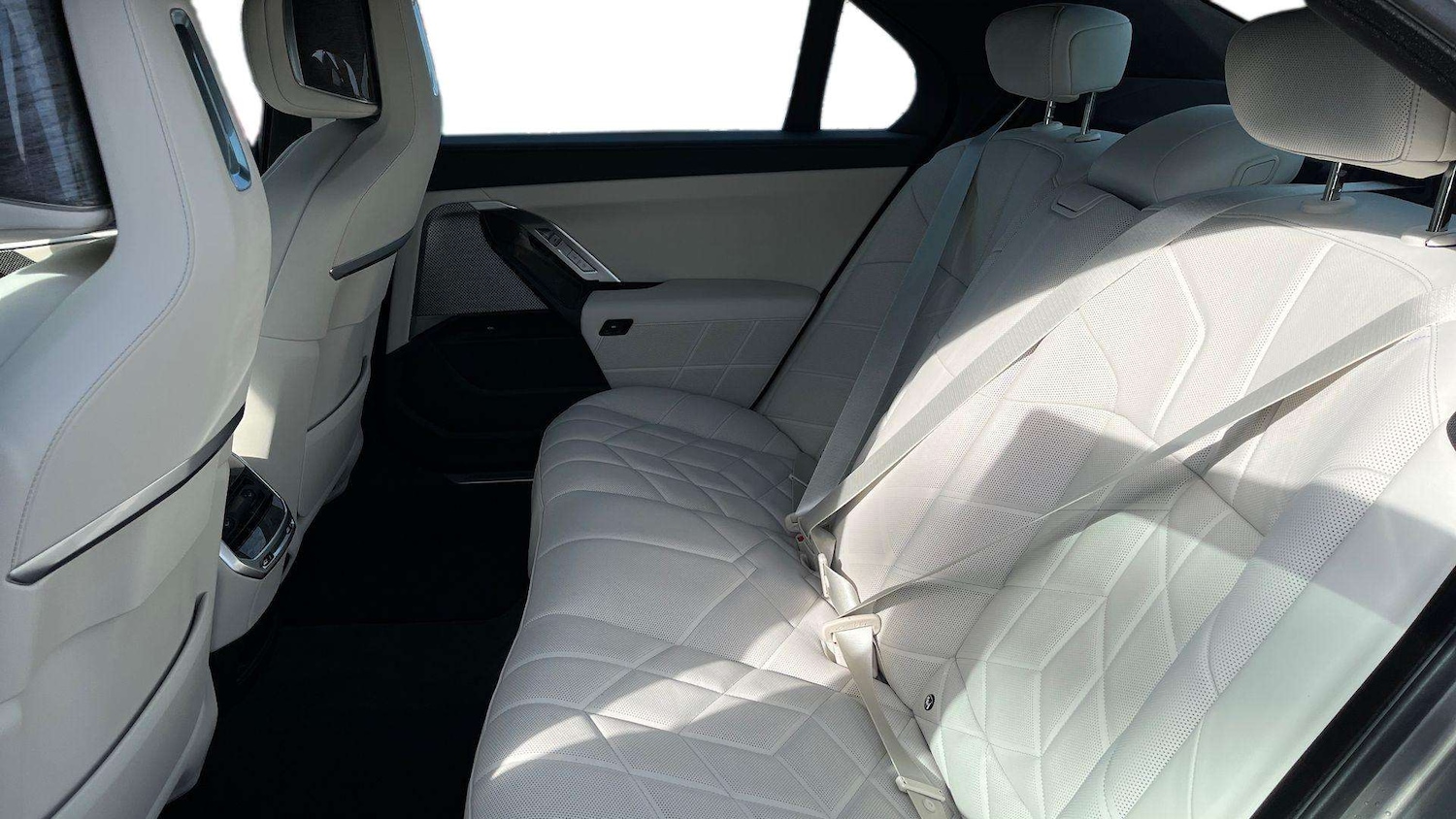 Used BMW i7 2024 for sale - 77635050: Photo 13