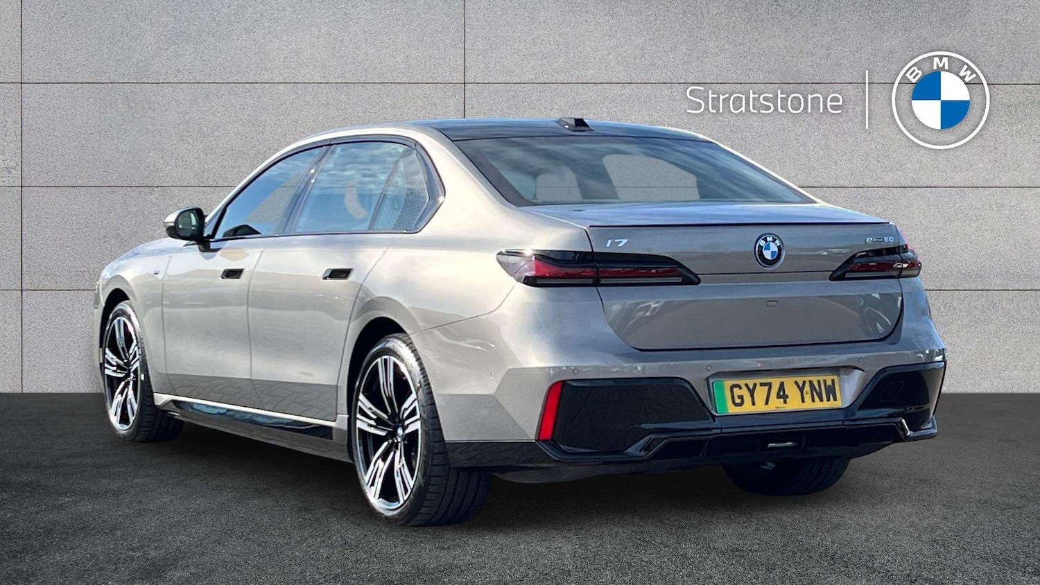 Used BMW i7 2024 for sale - 77635050: Photo 2