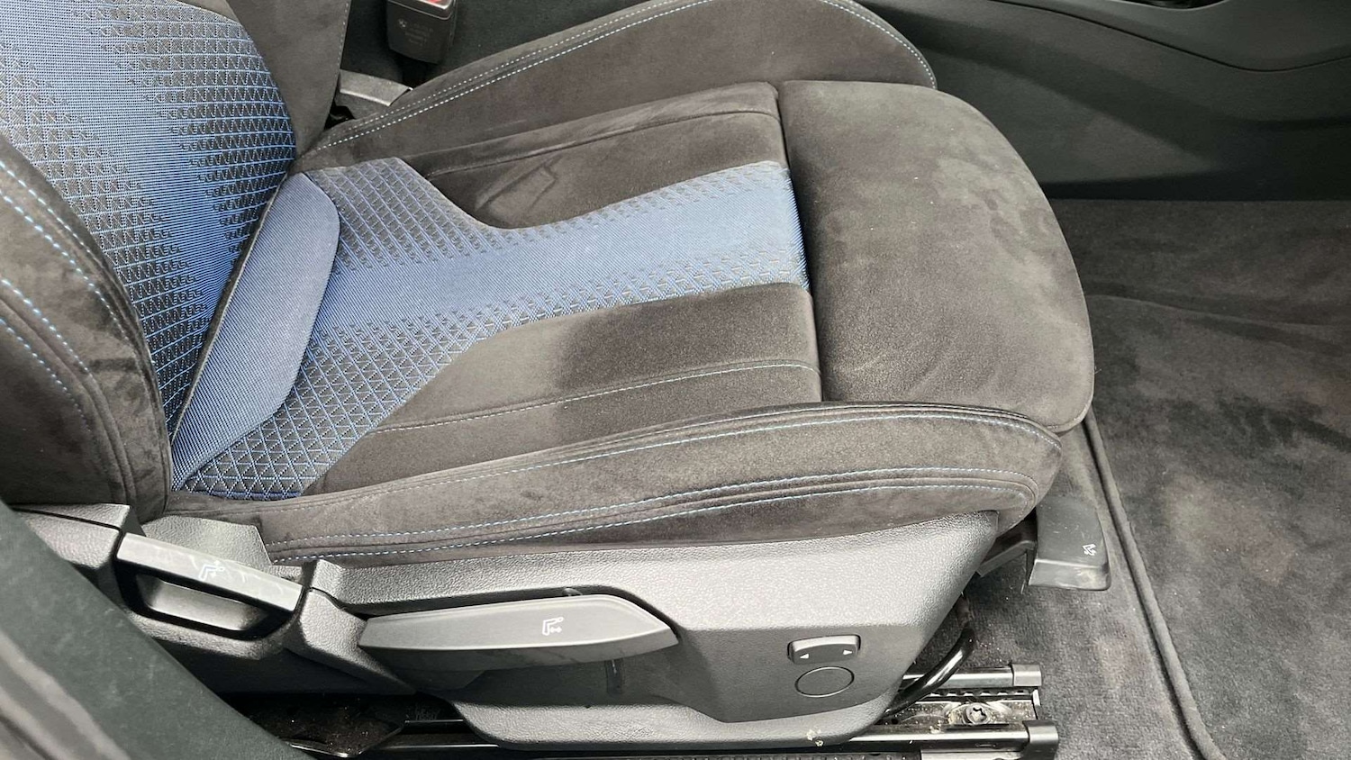 Used BMW 1 Series 2023 for sale - 76661836: Photo 28