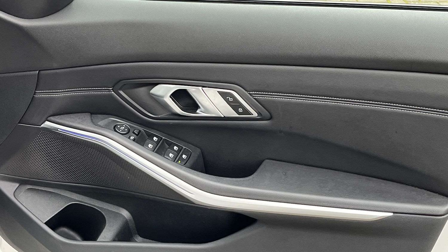 Used BMW 3 Series 2022 for sale - 76661777: Photo 27