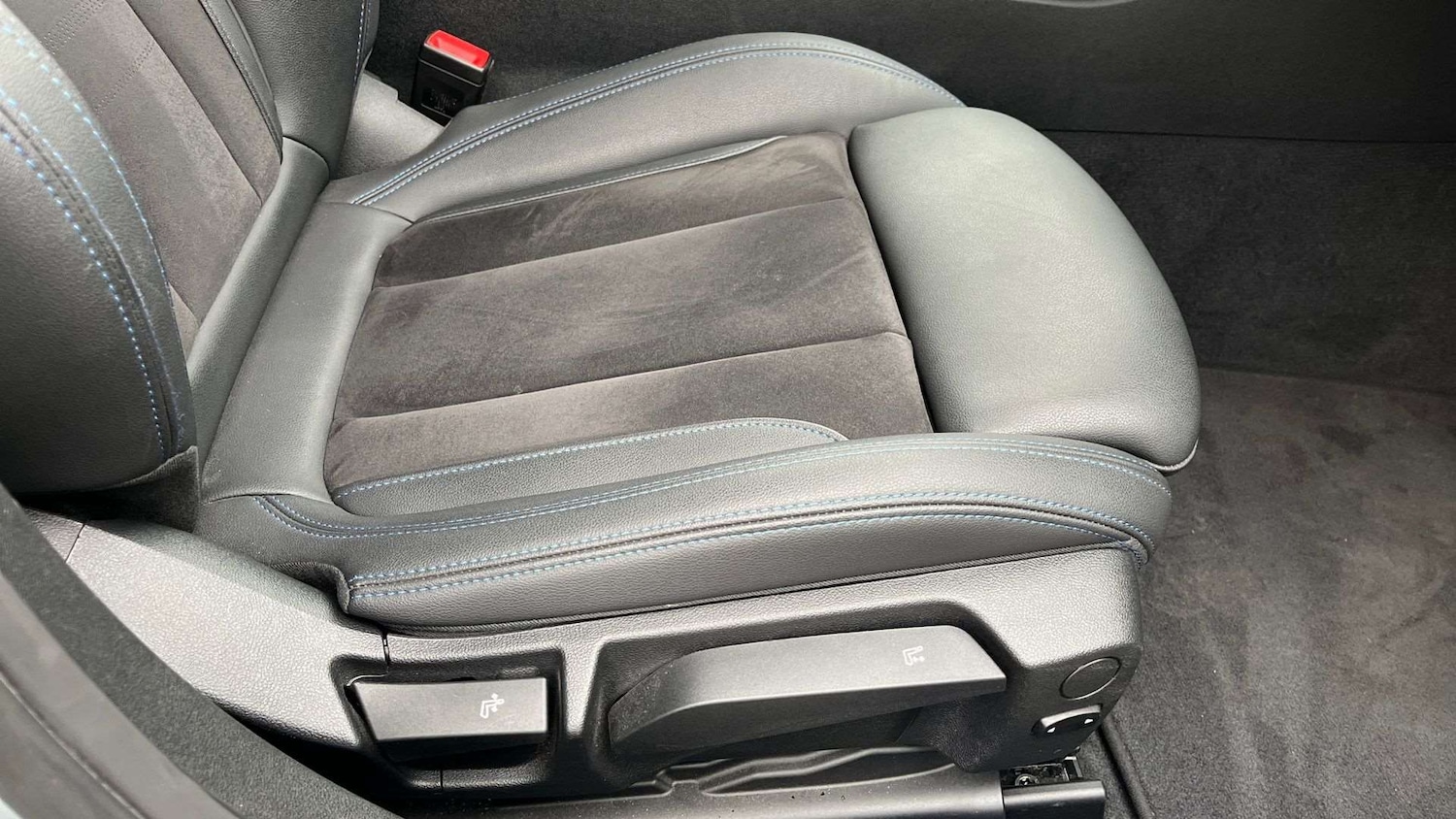 Used BMW 3 Series 2023 for sale - 76515608: Photo 28