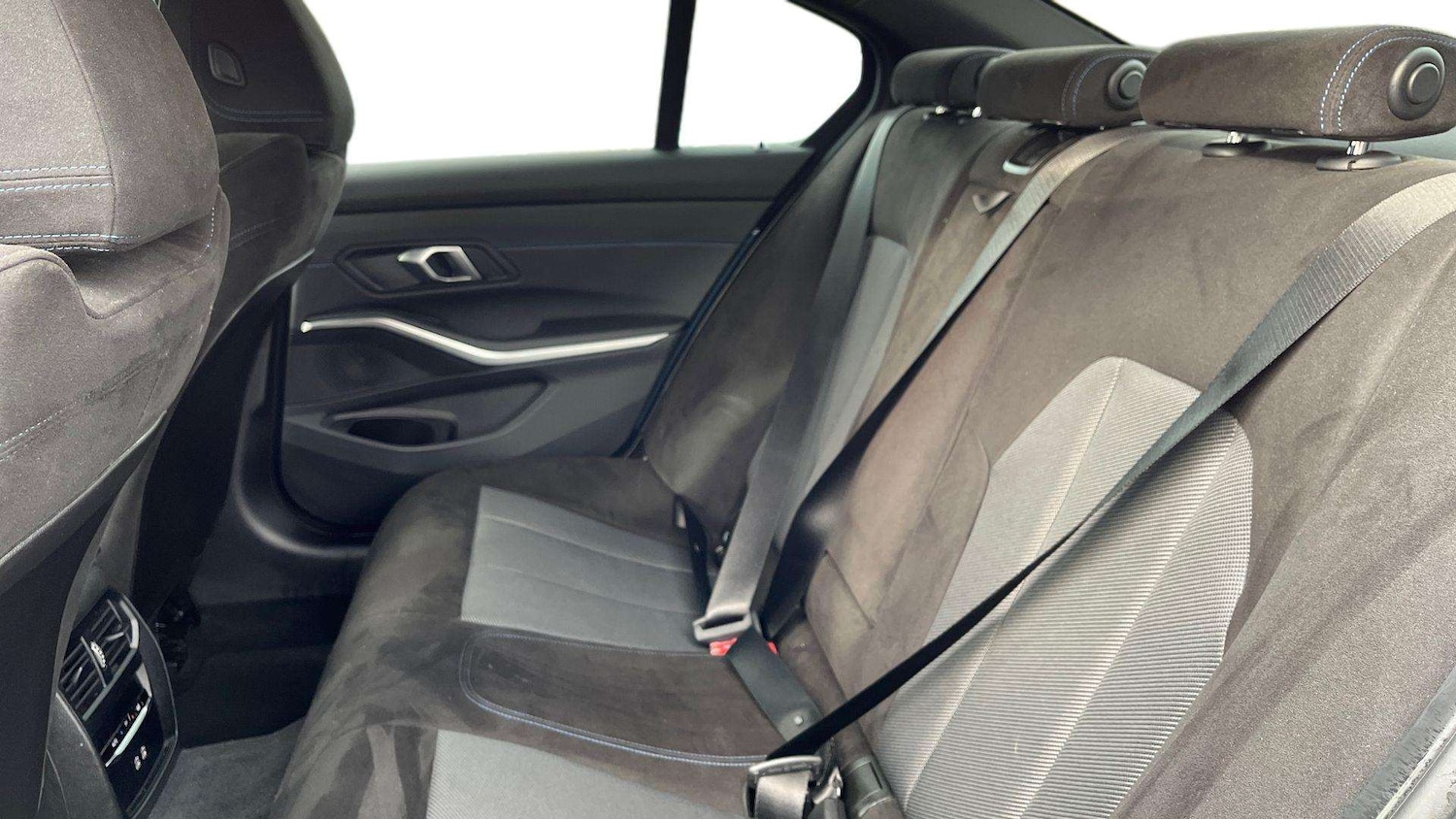 Used BMW 3 Series 2025 for sale - 76501916: Photo 14